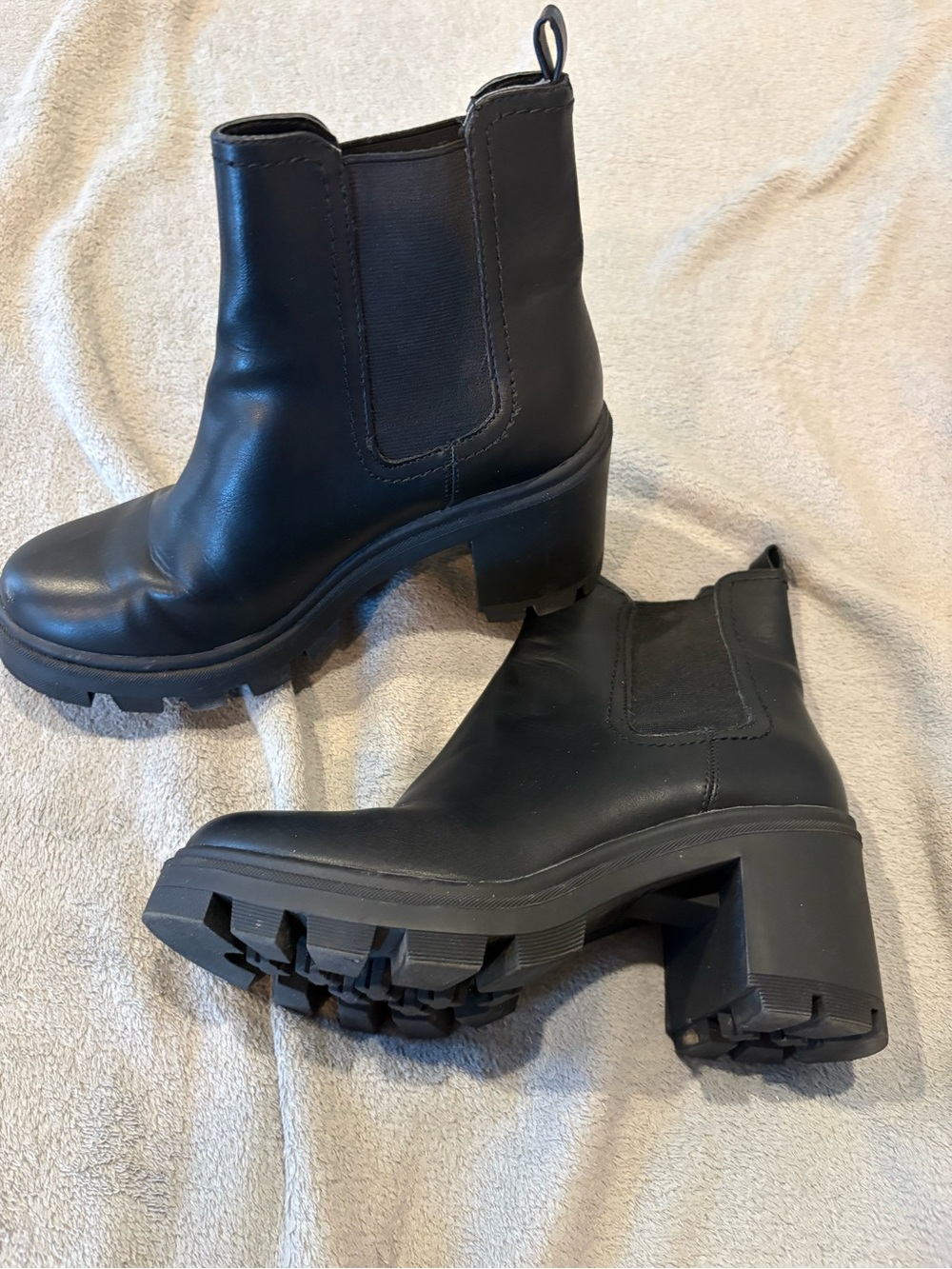 Black Chunky Chelsea Booties for Women
